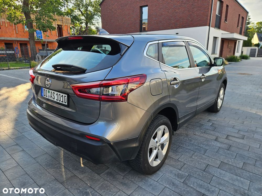 Nissan Qashqai 1.3 DIG-T DCT N-WAY - 3