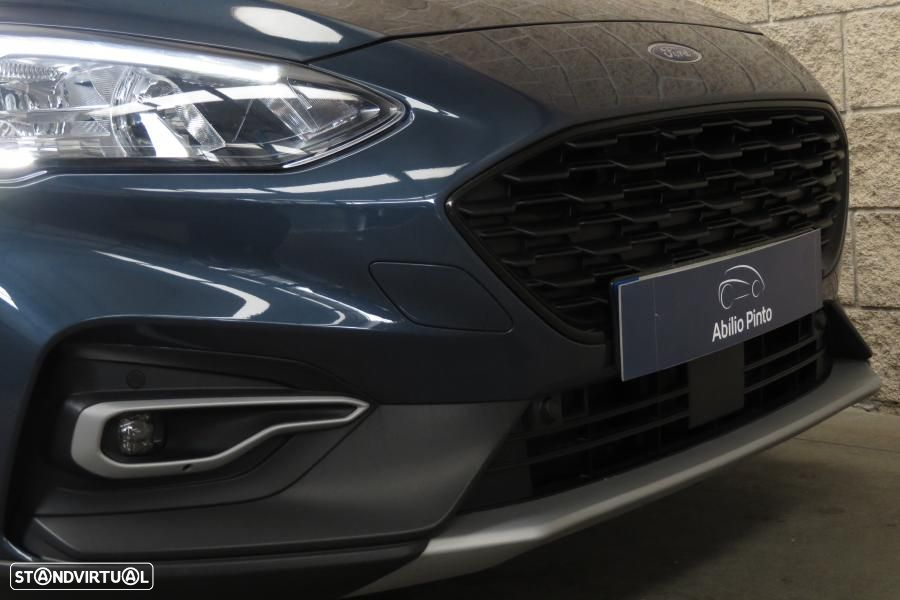 Ford Focus 1.0 EcoBoost Active X - 9