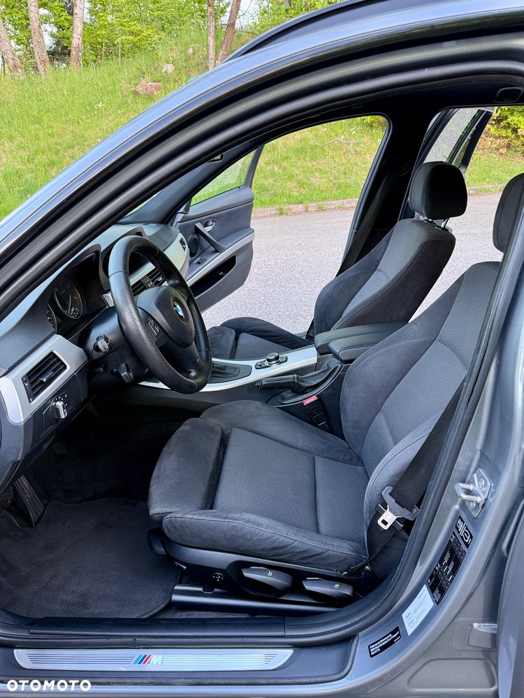 BMW Seria 3 320d xDrive DPF Edition Sport - 18