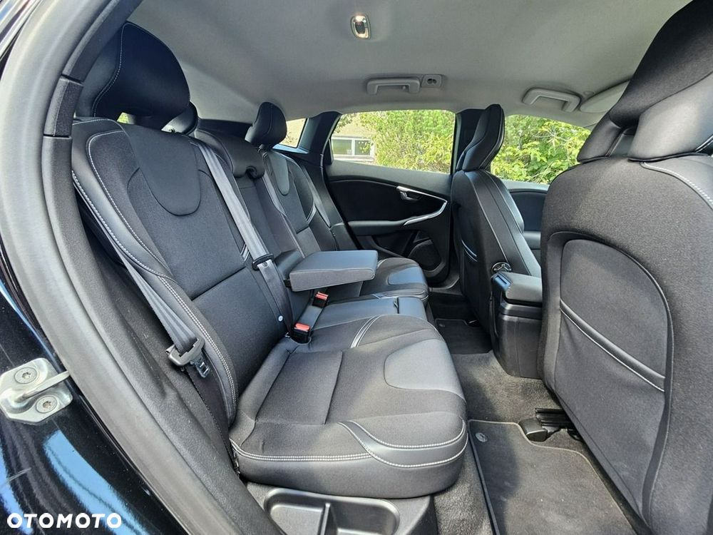 Volvo V40 D2 Momentum - 15