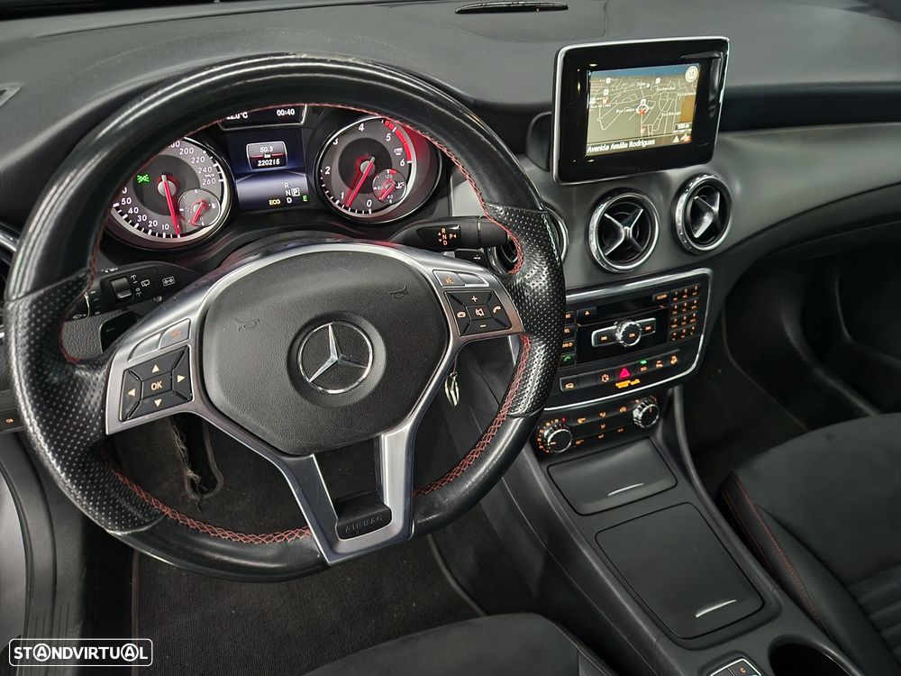 Mercedes-Benz GLA 220 CDI AMG Line 4-Matic - 11