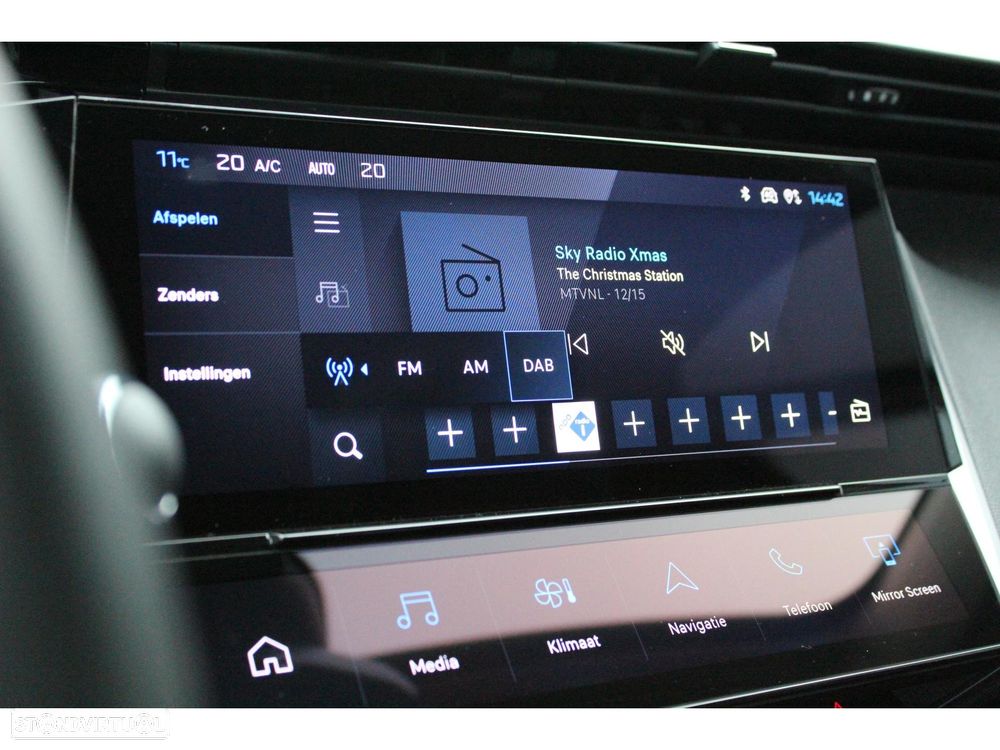 Peugeot 308 PureTech 130 EAT8 Allure - 16