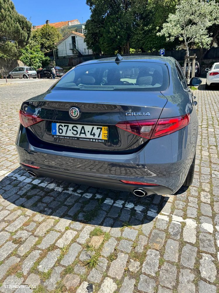 Alfa Romeo Giulia 2.2 D Super AT8 - 4