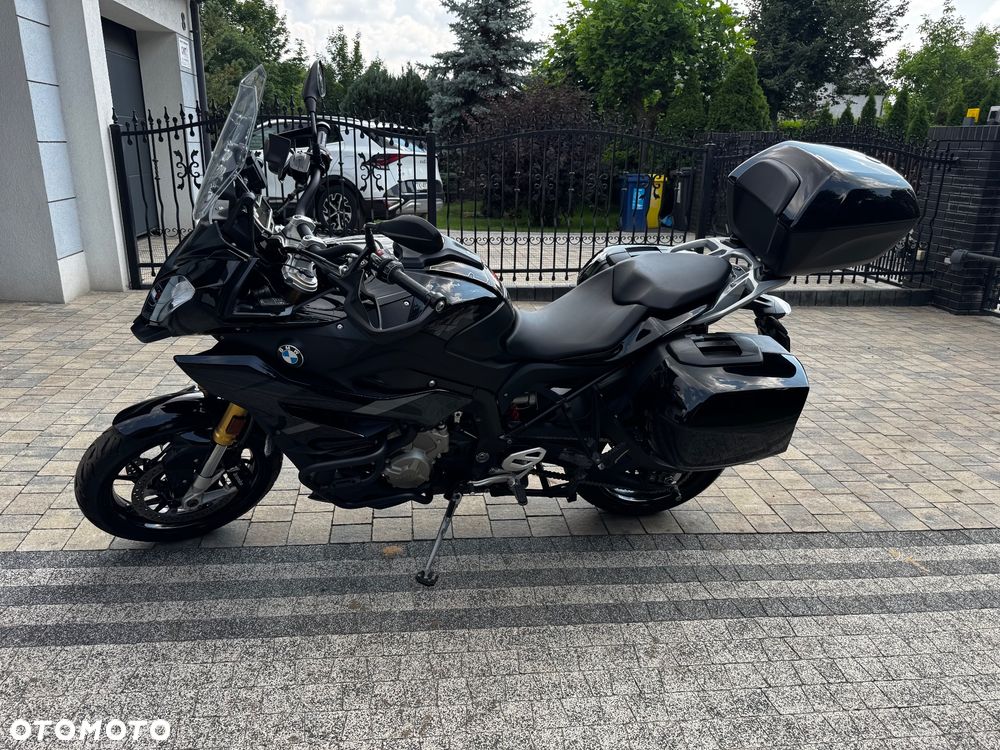 BMW XR - 1
