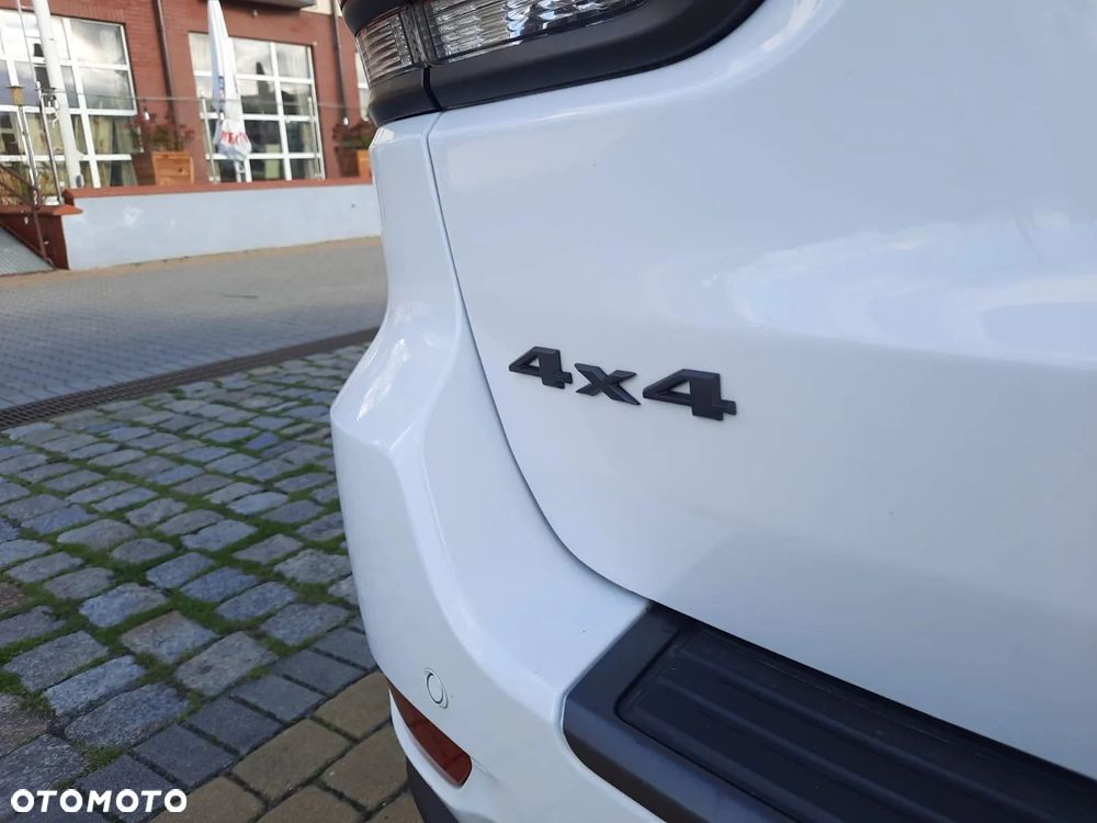 Jeep Grand Cherokee - 11