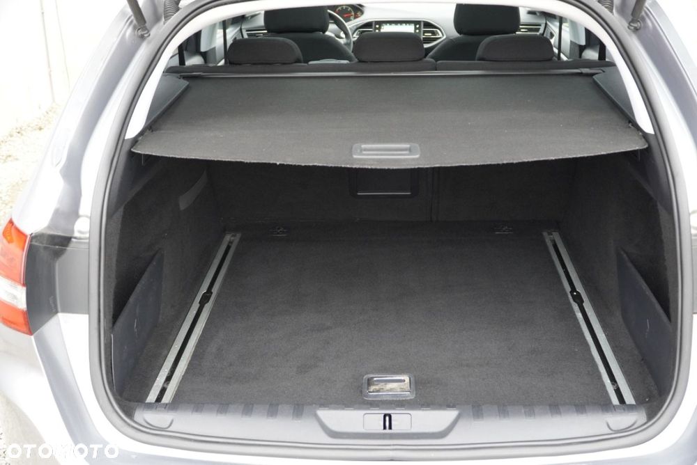 Peugeot 308 BlueHDi 120 Stop & Start Business-Line - 8