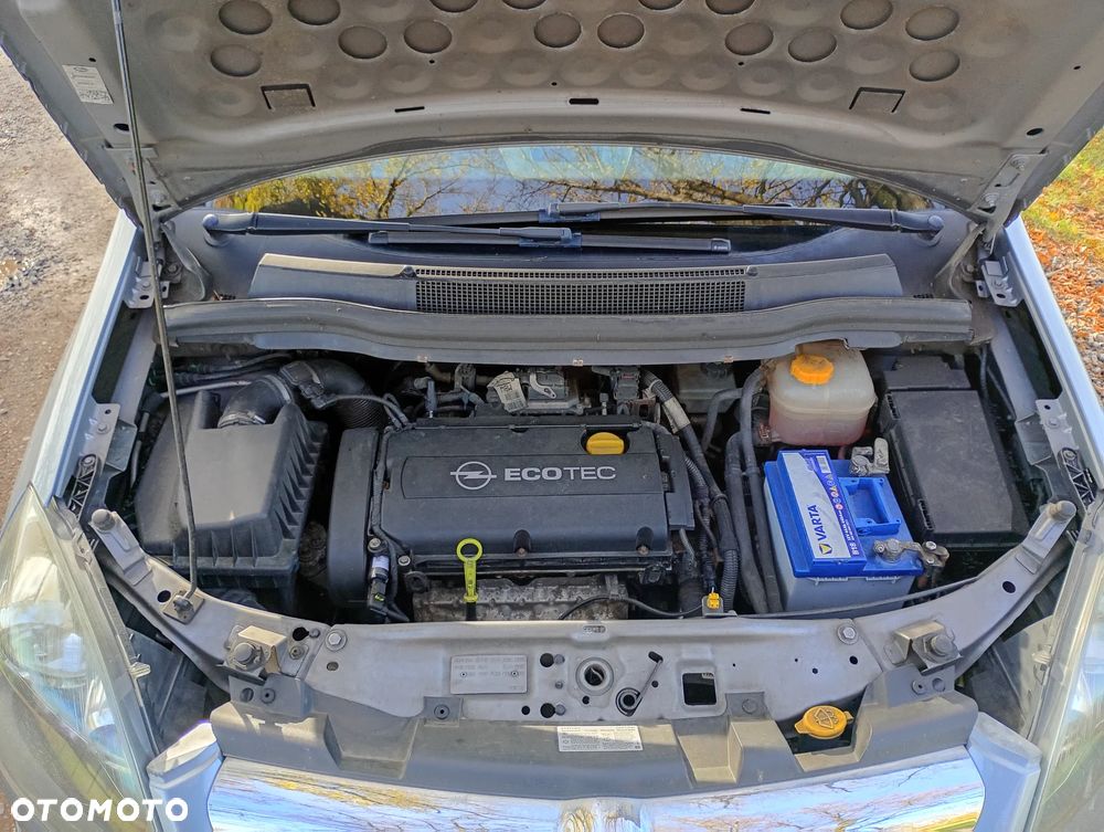 Opel Zafira - 14
