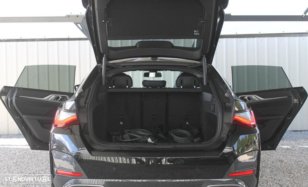 BMW i4 eDrive40 Desportiva M - 42
