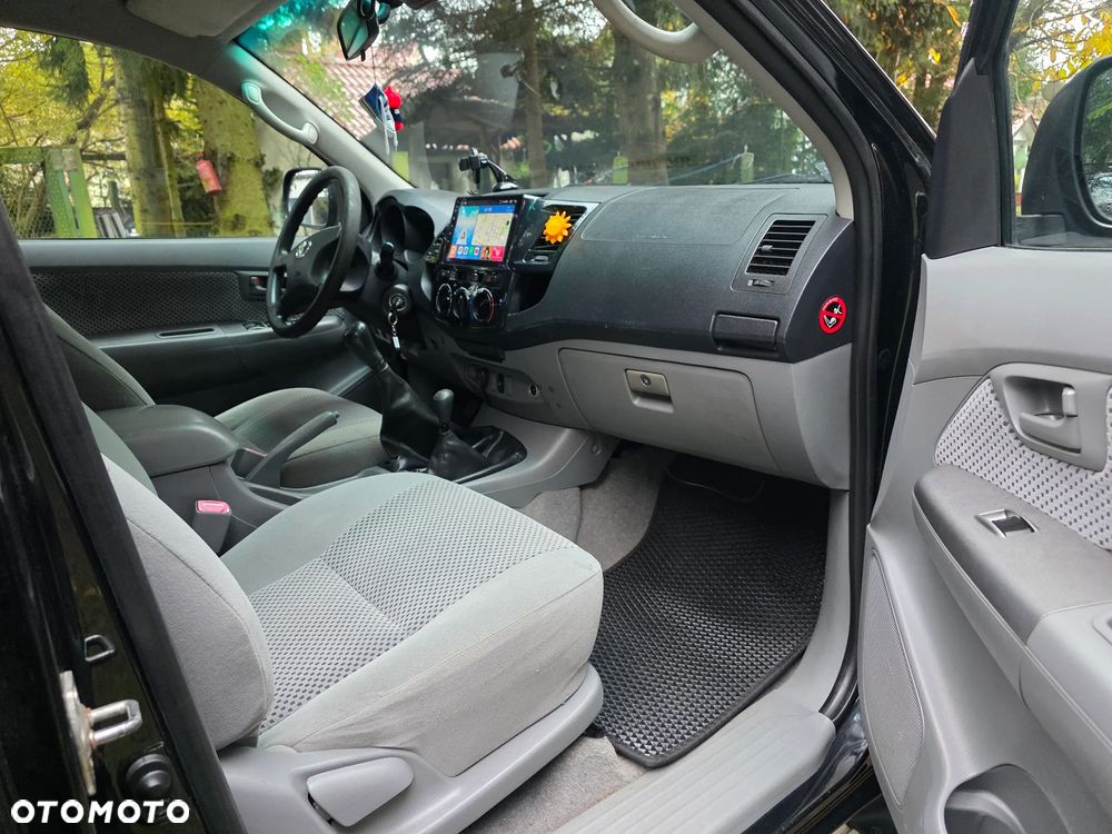 Toyota Hilux 2007 photo 5