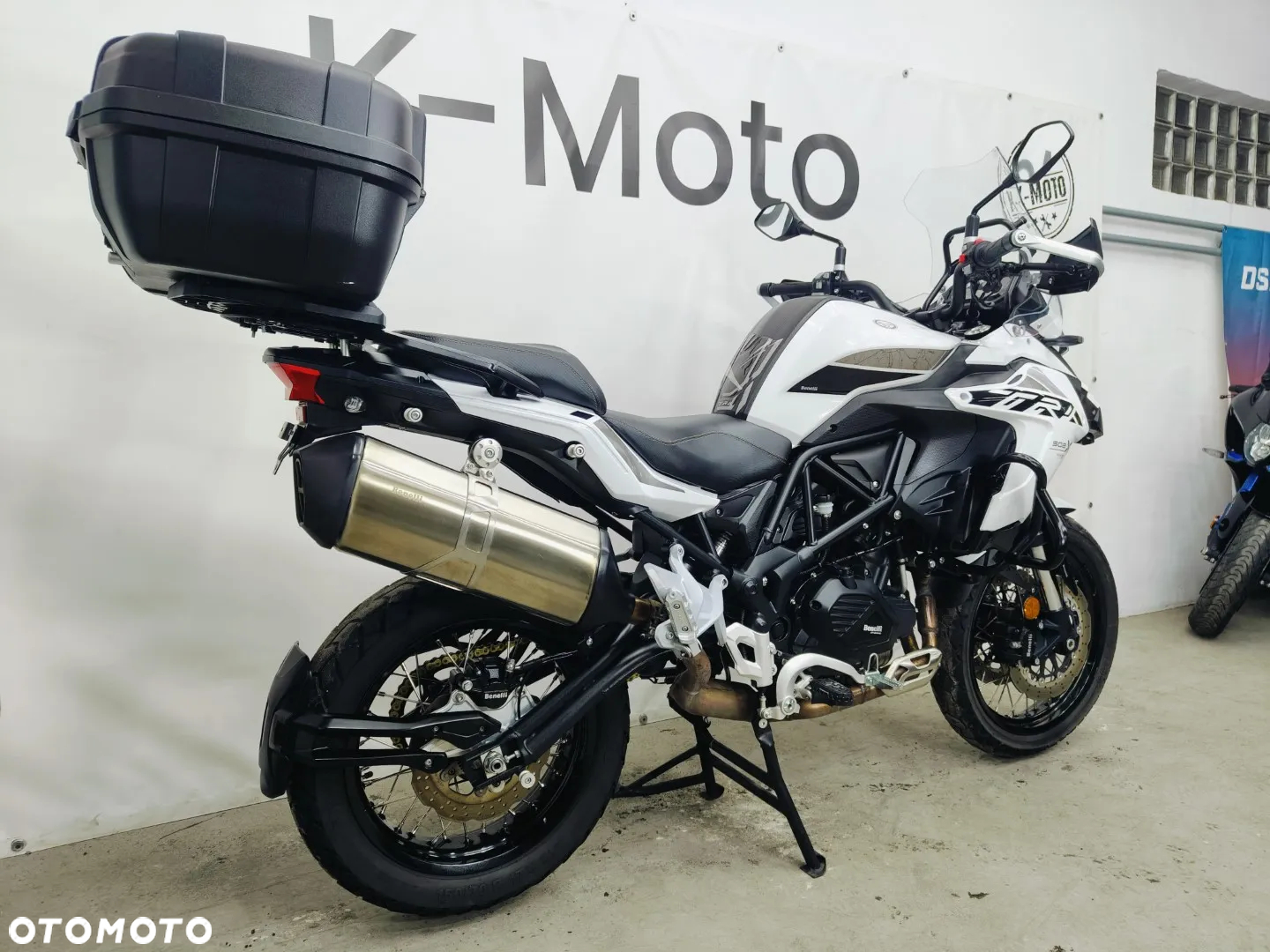 Benelli TRK 502X - 8