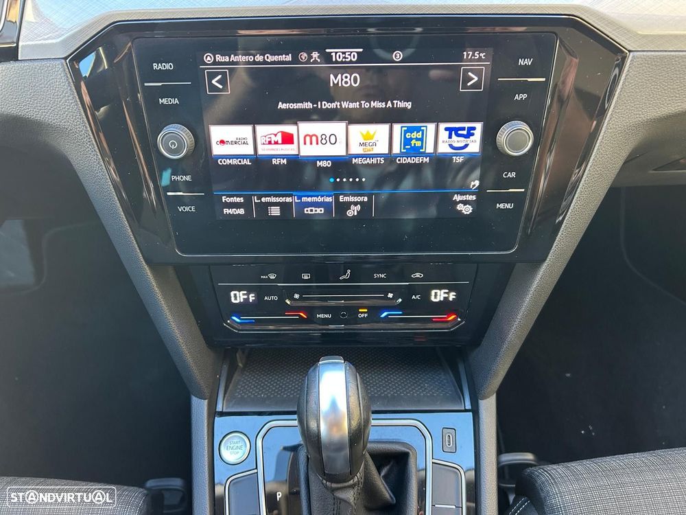 VW Passat Variant 2.0 TDi Business DSG - 42