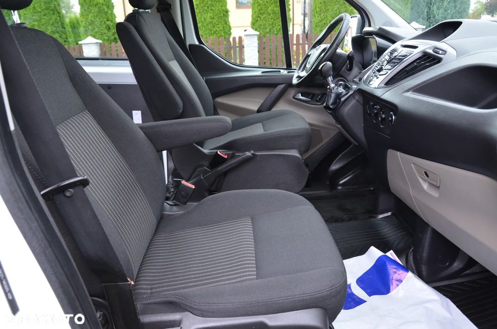Ford Transit Custom 310 L2H1 Limited - 17