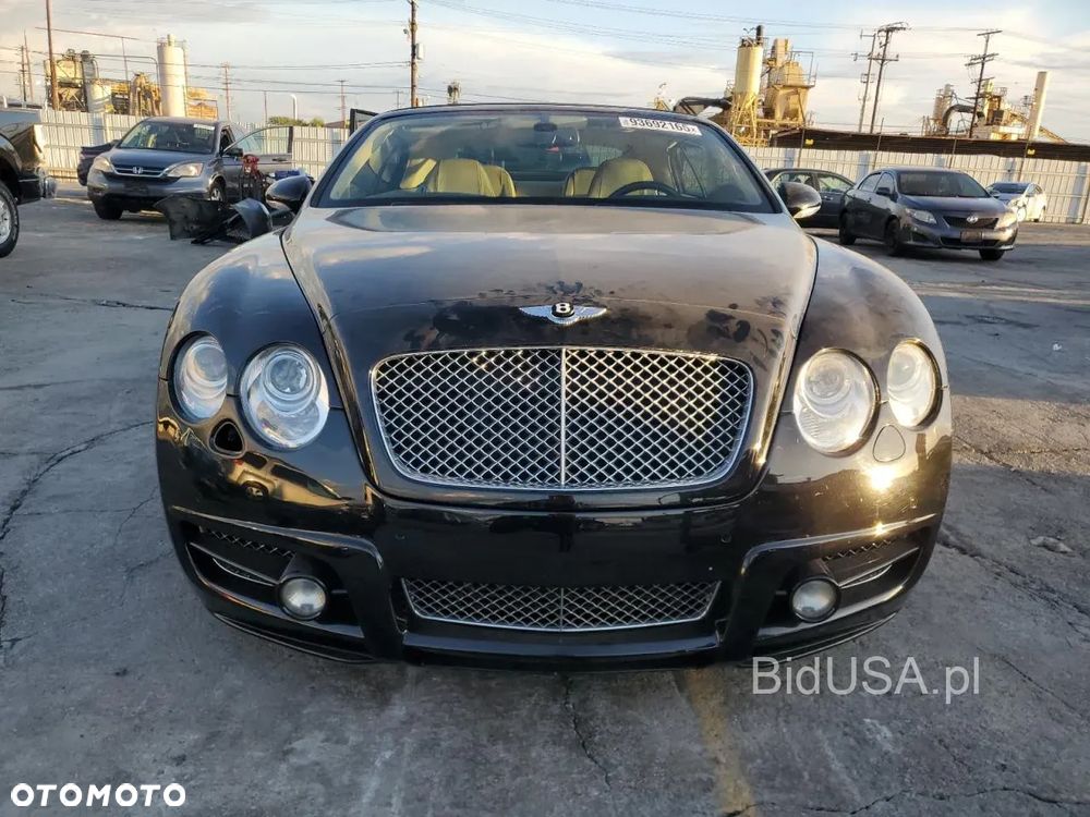Bentley Continental GT - 6