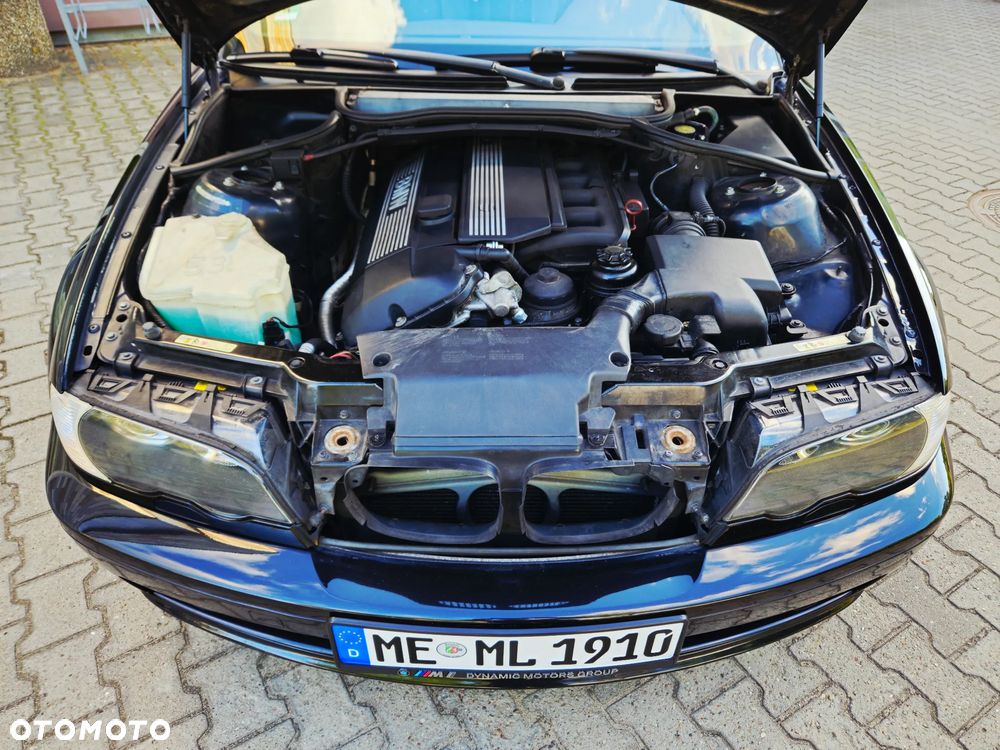 BMW Seria 3 323Ci - 33