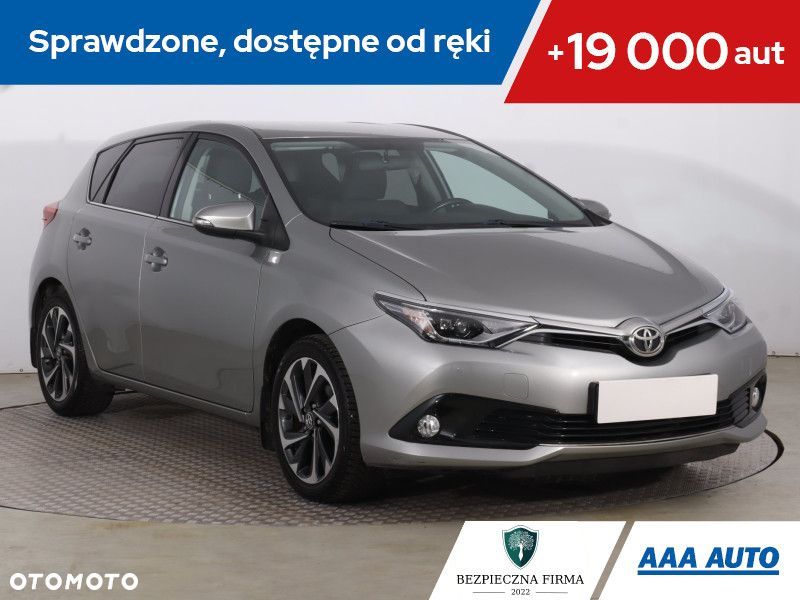 Toyota Auris - 2