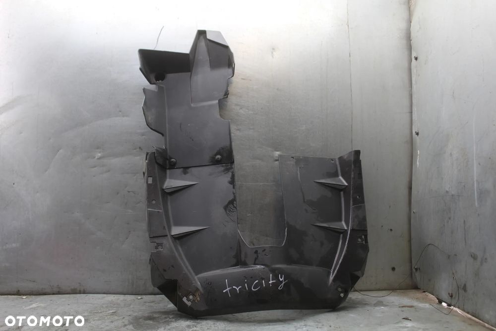 Yamaha Tricity 125 pług osłona dolna owiewka - 1