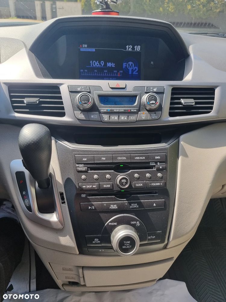 Honda Odyssey 3.5 EX - 11