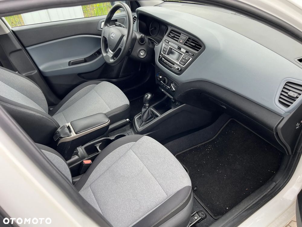 Hyundai i20 - 7