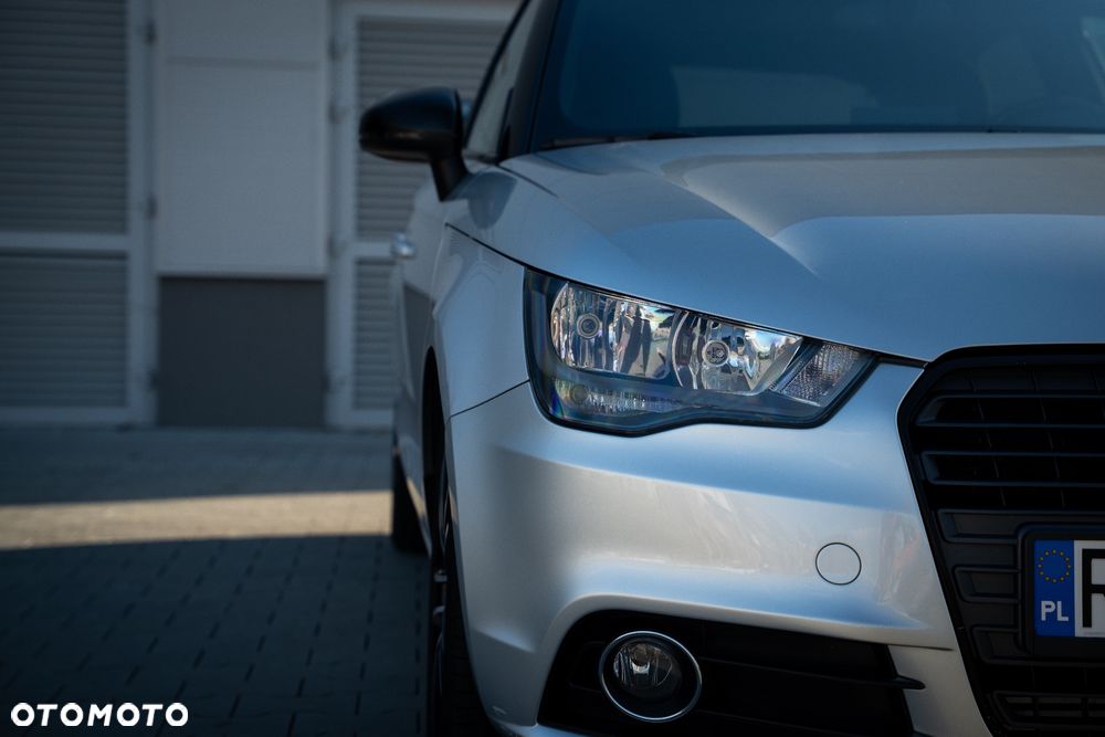 Audi A1 Sportback 1.6 TDI Ambition S tronic - 10