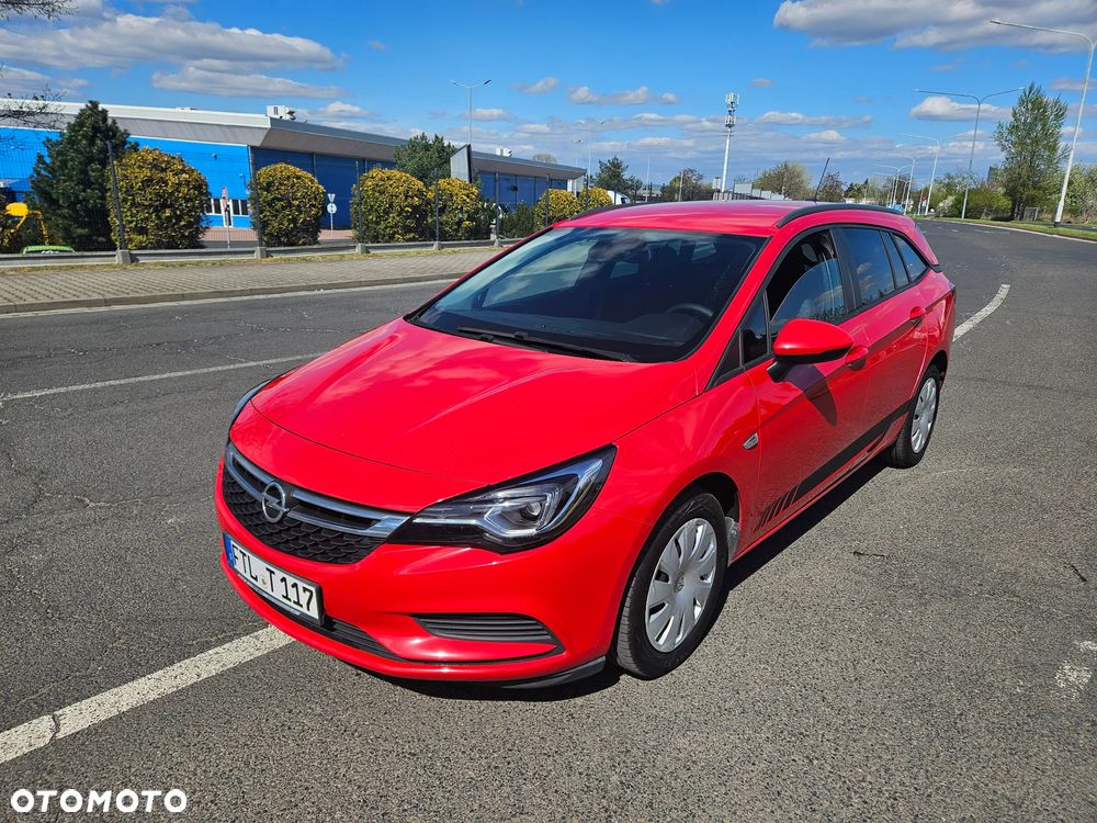 Opel Astra - 1