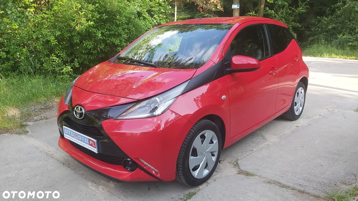 Toyota Aygo x-play - 3