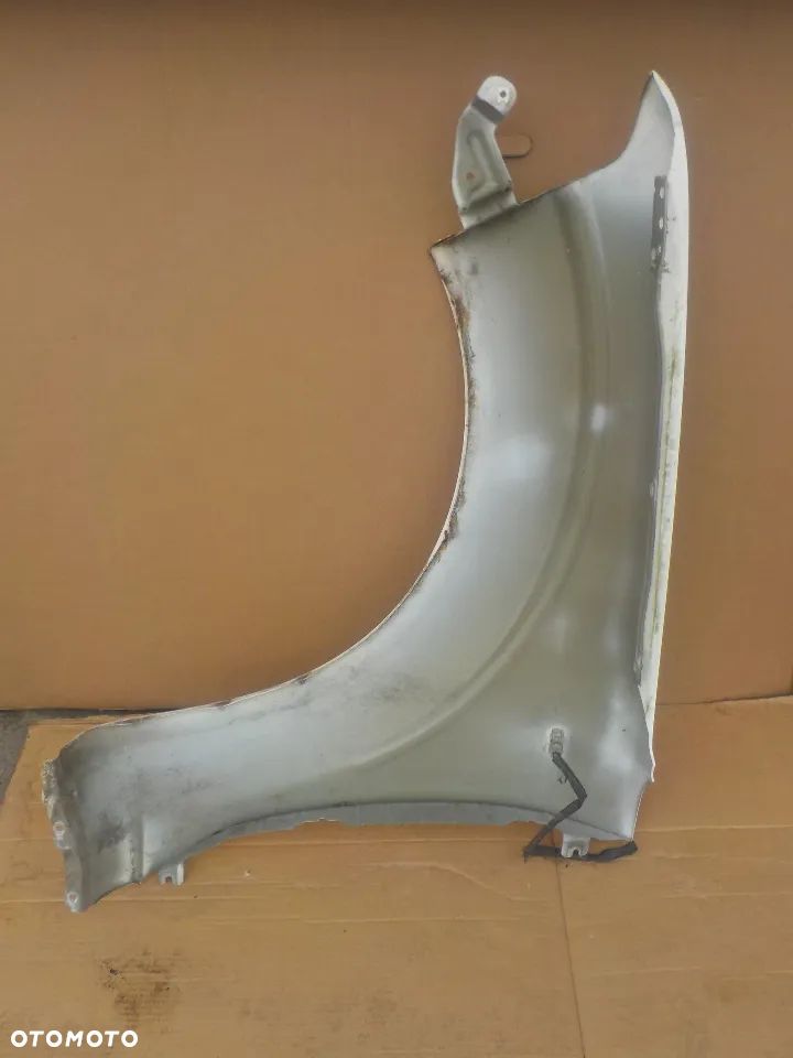 NISSAN PATHFINDER R51 BŁOTNIK PRAWY PRZÓD 326 - 4