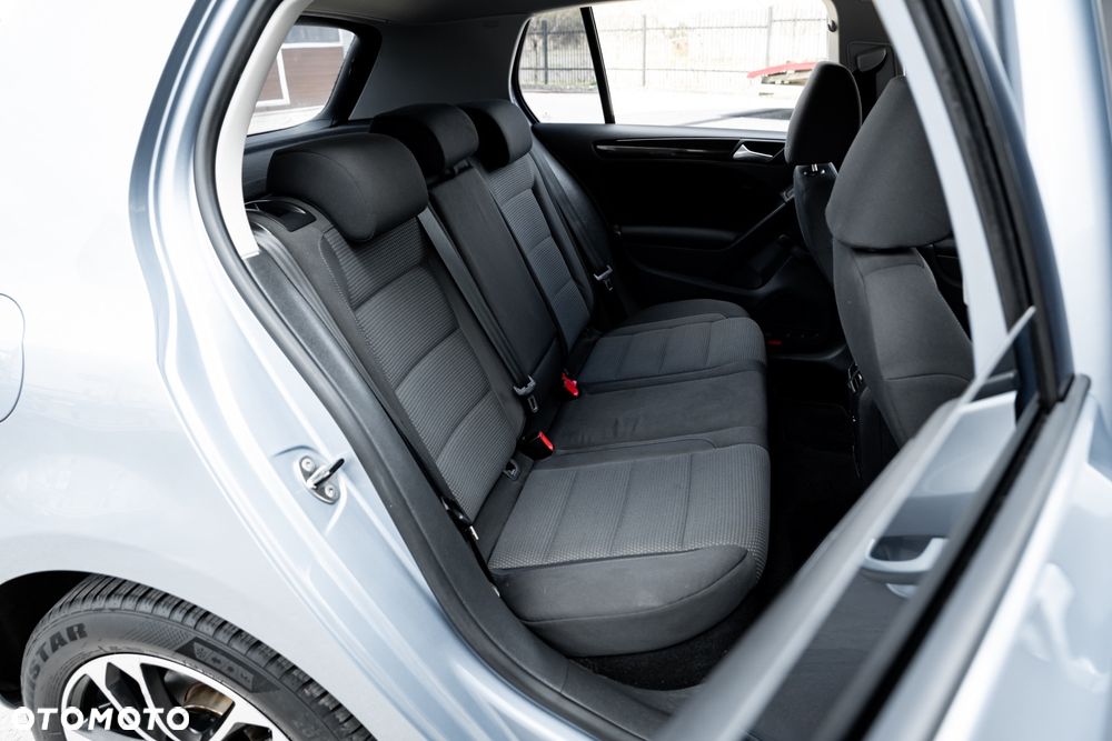 Volkswagen Golf 1.6 Comfortline - 22