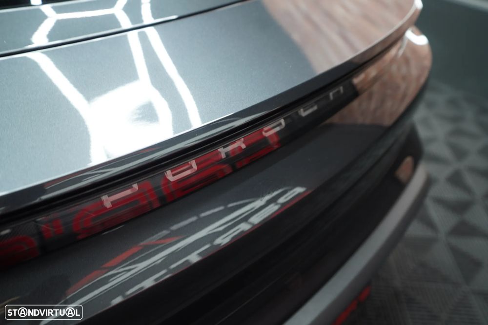 Porsche Taycan Standard - 10
