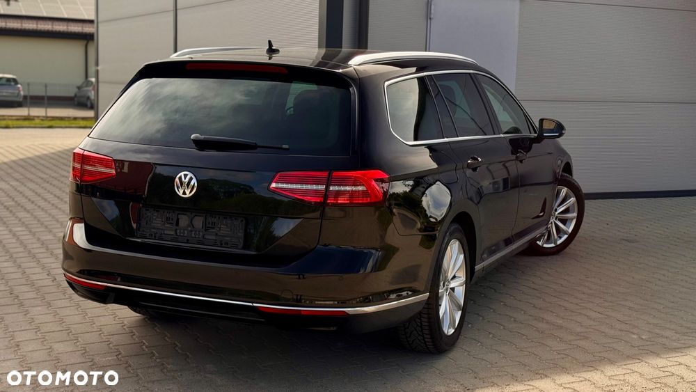 Volkswagen Passat Variant 2.0 TDI DSG (BlueMotion Technology) Highline - 25