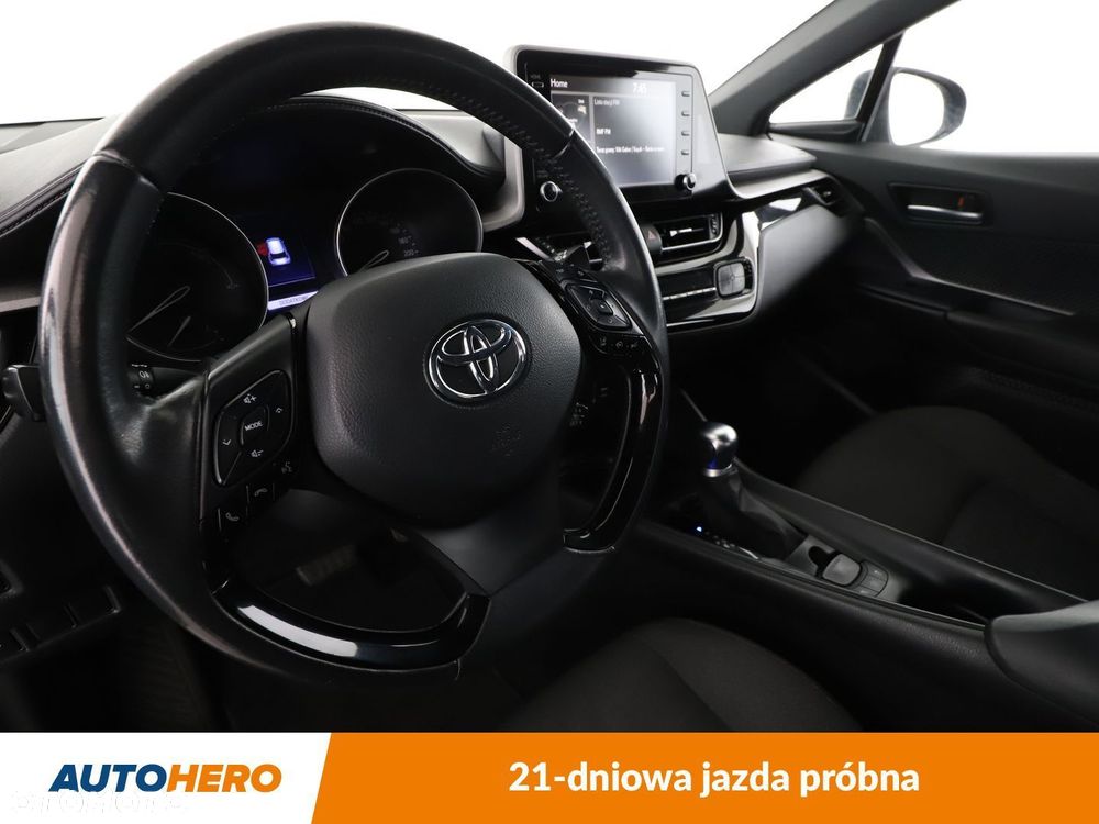 Toyota C-HR - 12