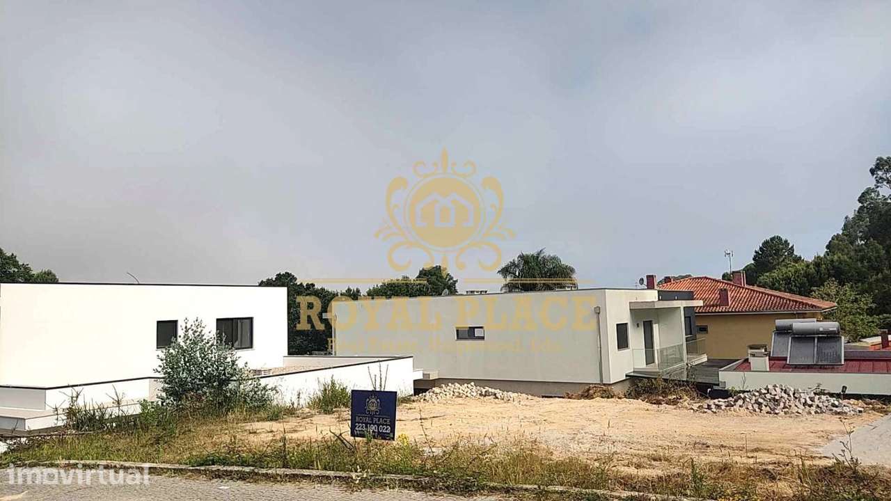 Terreno com 480 m2 em Santa Maria da Feira - Grande imagem: 2/2