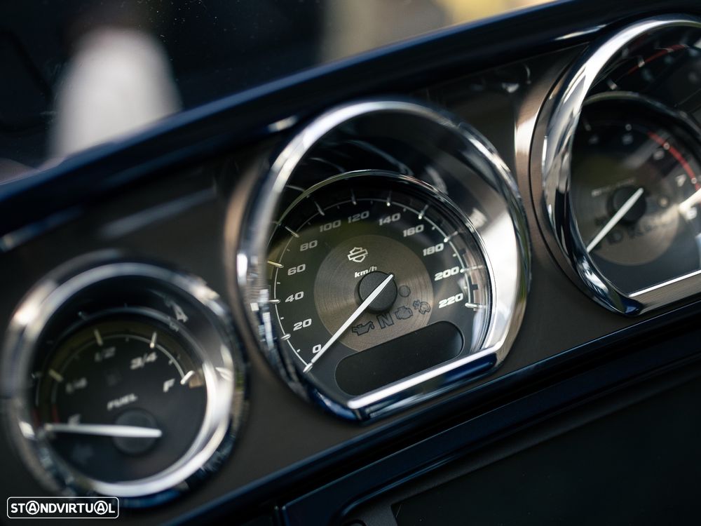 Harley-Davidson FLHTKSE ANV CVO 115TH ANNIVERSARY LIMITED EDITION - 29