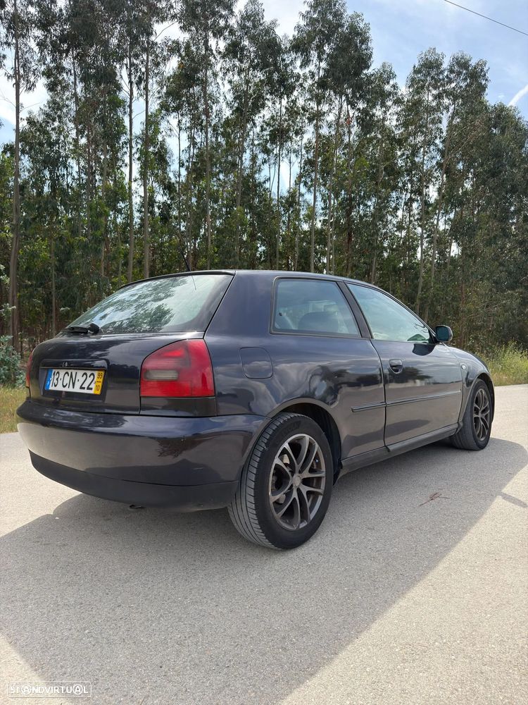 Audi A3 1.9 TDI Attraction - 4