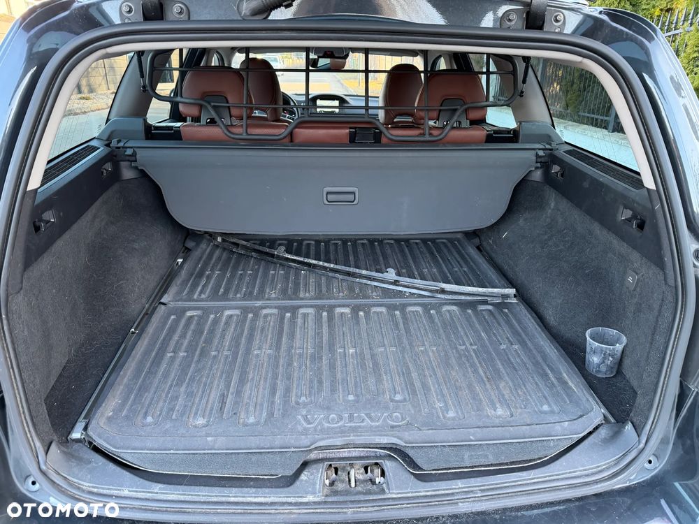 Volvo V70 D4 Geartronic Summum - 30