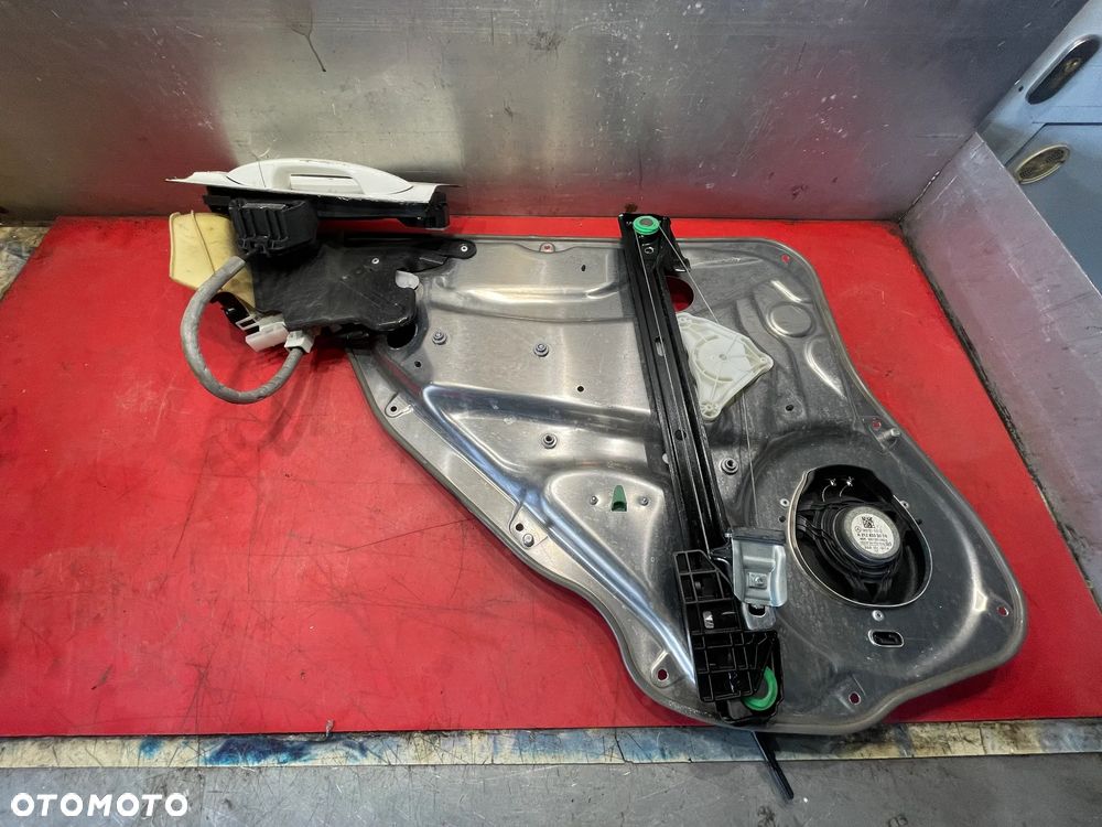 MECHANIZM PODNOŚNIK SZYBY LEWY TYŁ MERCEDES W212  A2128201202 - 7