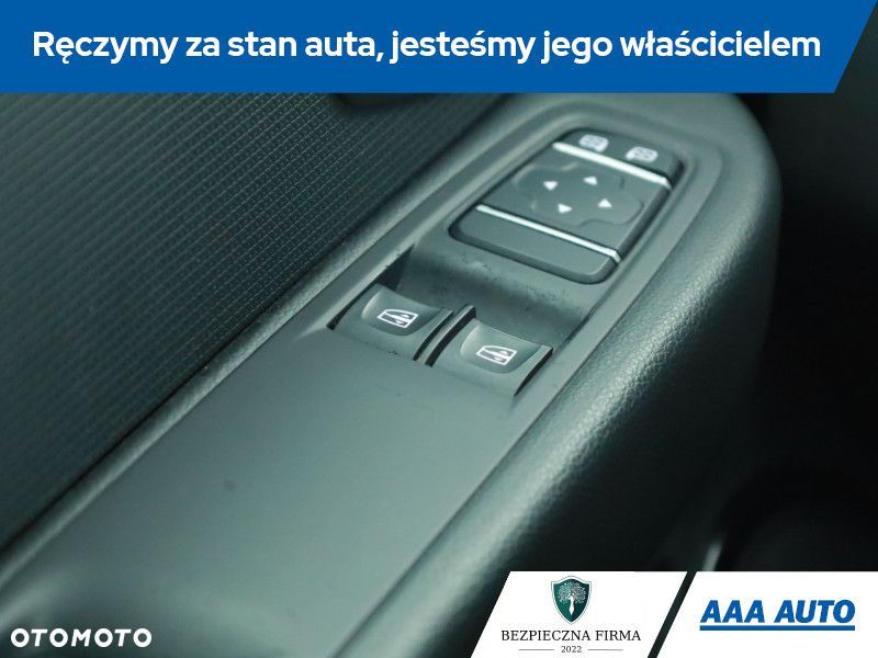 Renault Clio - 17