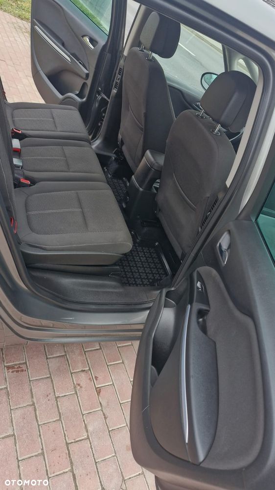 Opel Zafira - 14