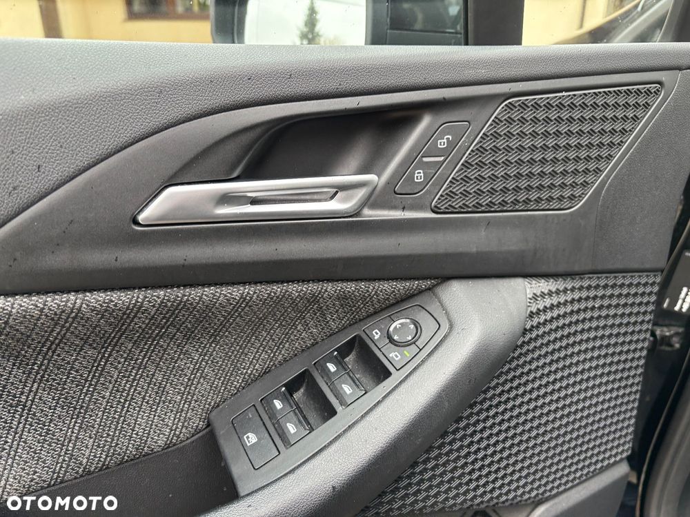 BMW Seria 2 218d Advantage sport - 20