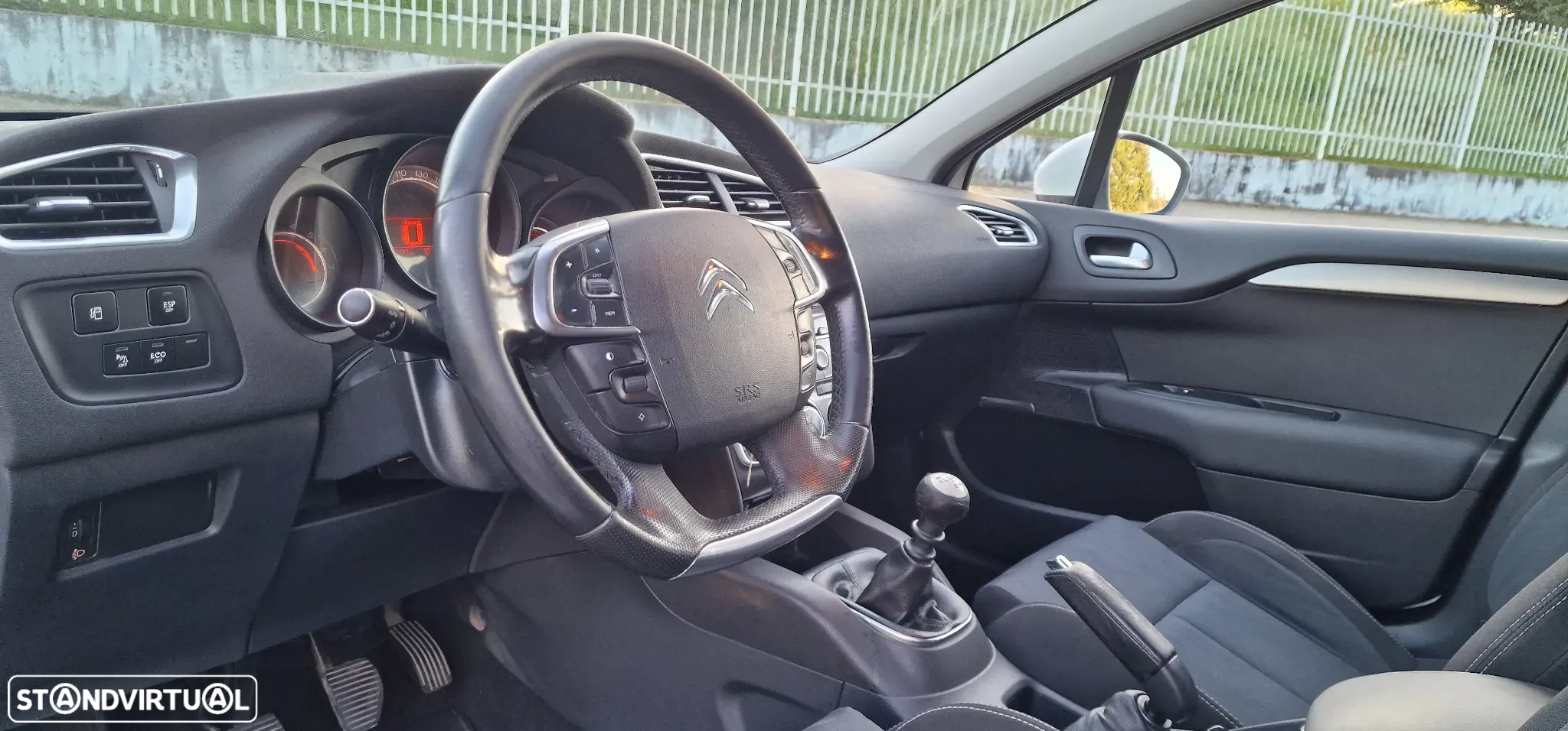 Citroën C4 1.6 HDi Exclusive - 19