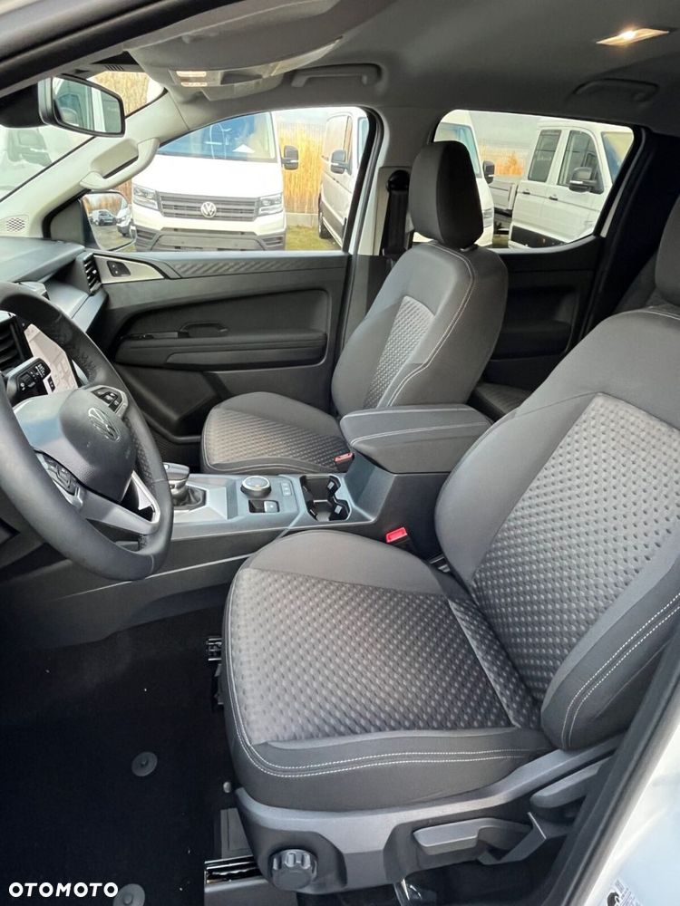 Volkswagen Amarok - 11