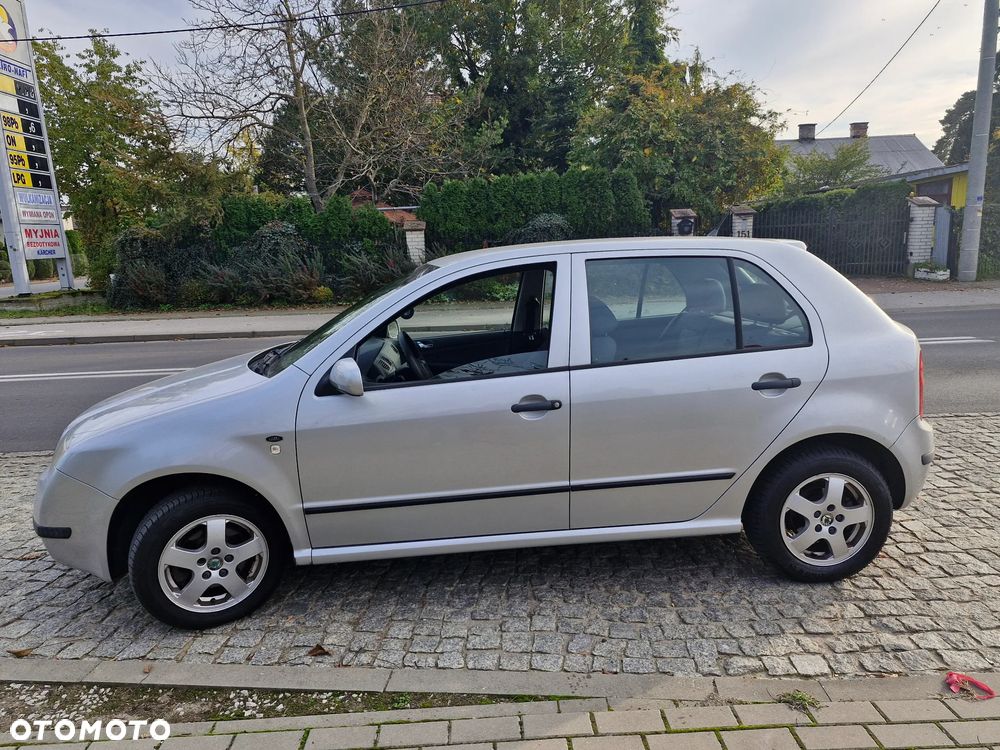 Skoda Fabia 1.4 16V Active - 8