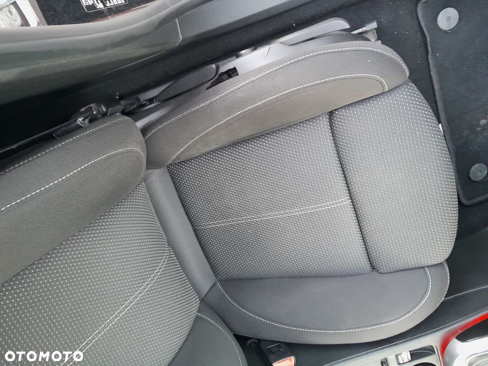 Opel Astra - 12