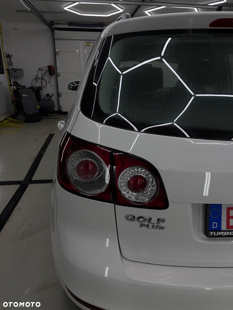 Volkswagen Golf Plus - 10