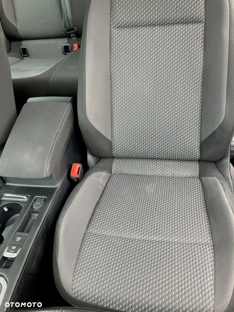 Volkswagen Passat 2.0 TDI EVO Essence - 13