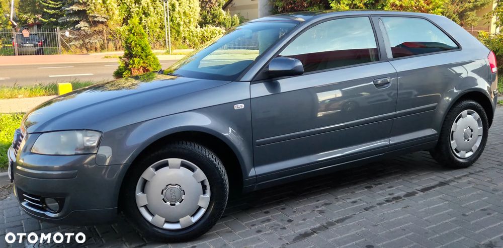 Audi A3 3-drzwiowe 1.6 Ambition - 5