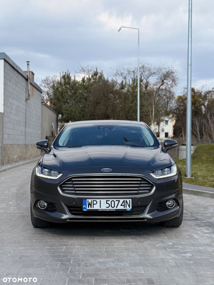 Ford Mondeo 2.0 TDCi Titanium PowerShift - 4