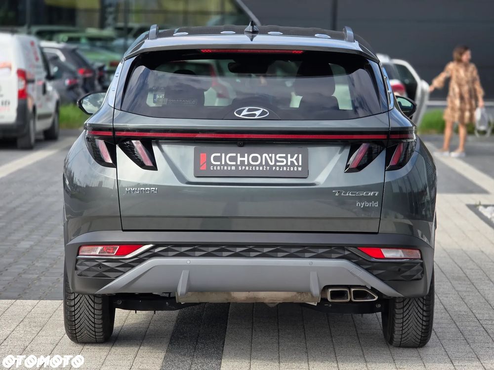 Hyundai Tucson 1.6 T-GDi HEV Executive 4WD - 11