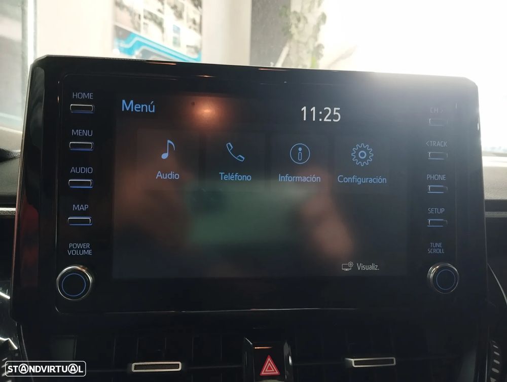 Toyota Corolla 1.8 Hybrid Comfort - 27