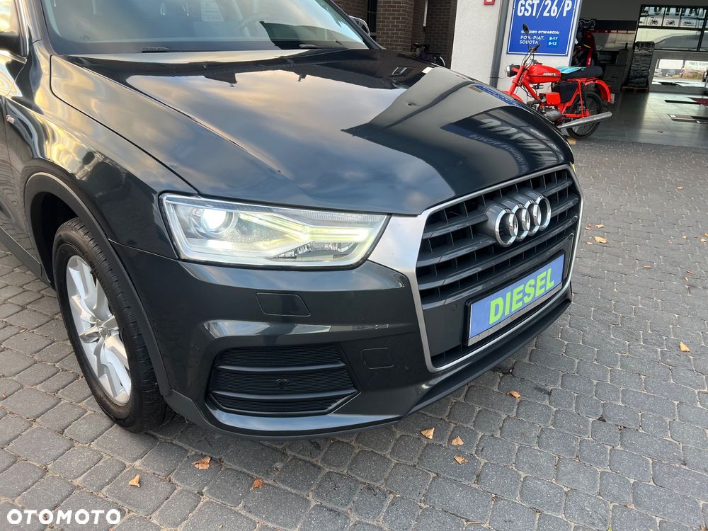 Audi Q3 2018 photo 2
