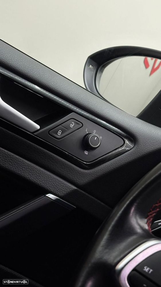 VW Golf GTI Performance BlueMotion DSG - 20